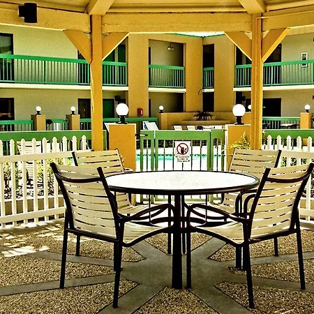 Best Western Flagship Inn 